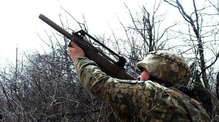 Під Покровськом ворог активно використовує FPV-дрони на оптоволоконних системах — 117 ОМБр (перегляньте відео).