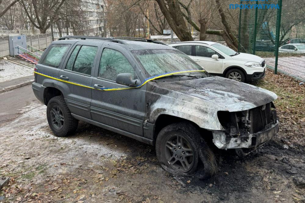 In Kyiv, an adult and a teenager were apprehended for setting fire to a military vehicle and a branch of "Ukrposhta."