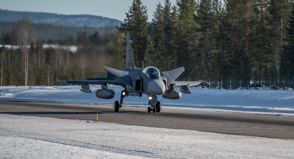 Swedish Saab has secured a contract for the modernization of the Gripen C/D and for the anti-ship RBS15 Mk3 missile system.