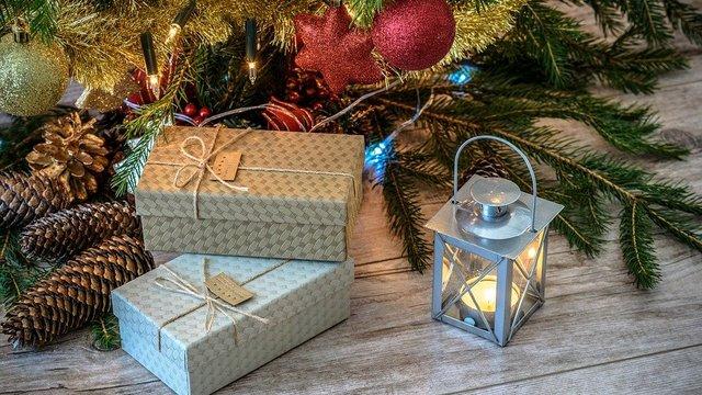 A gift set inspired by a popular Christmas song in the U.S. saw a price increase of 3.6% in 2024.