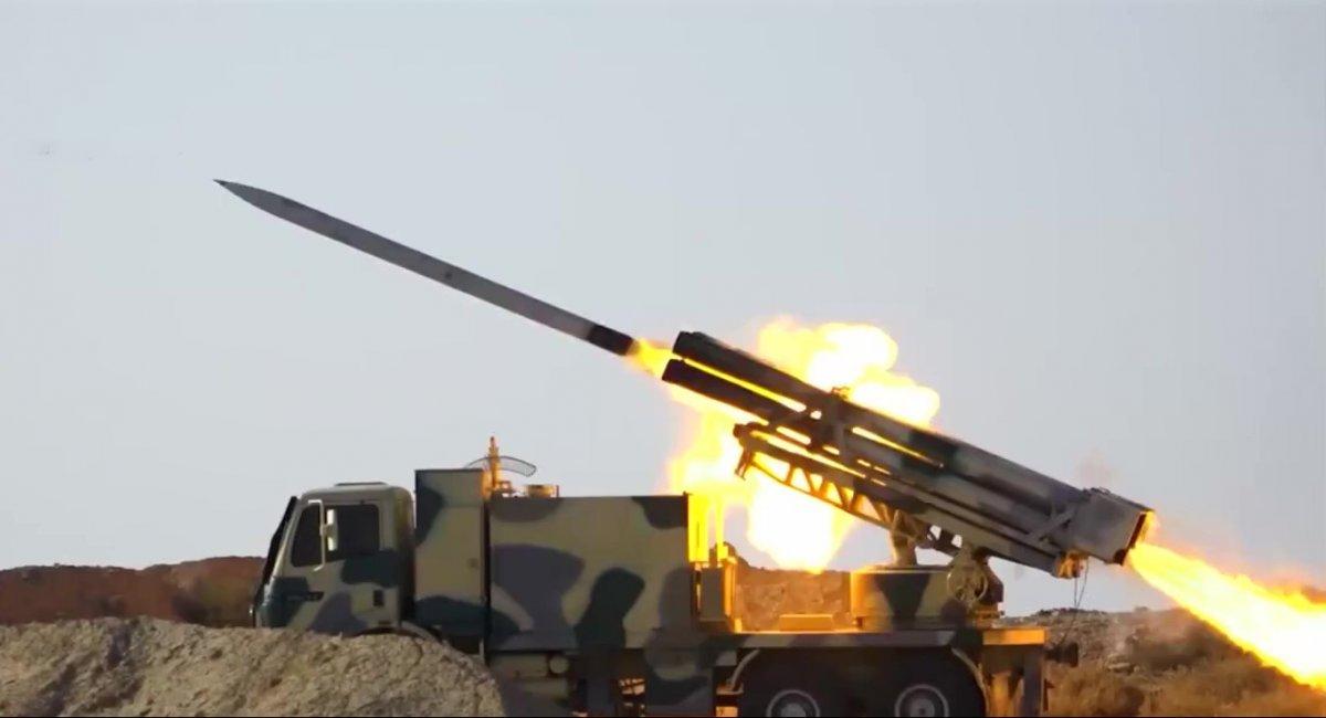 Iran demonstrated how to mine the Persian Gulf using the Fajr-5 multiple rocket launcher (video).