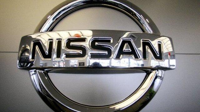 Fitch has downgraded Nissan's rating to "junk" status.